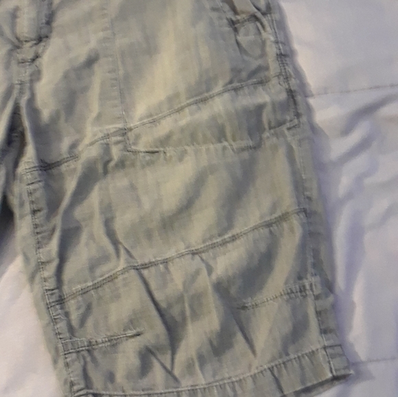 Size 33 casual gray cargo light wait shorts - Picture 4 of 11